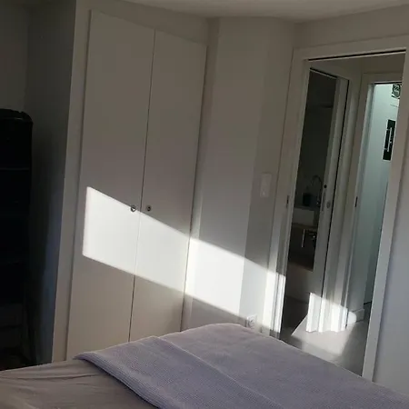 Robert's Family Petite Maison De Holiday home Plancoet
